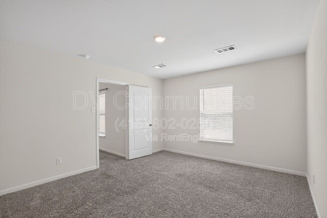Building Photo - 512 Albert Anthony St