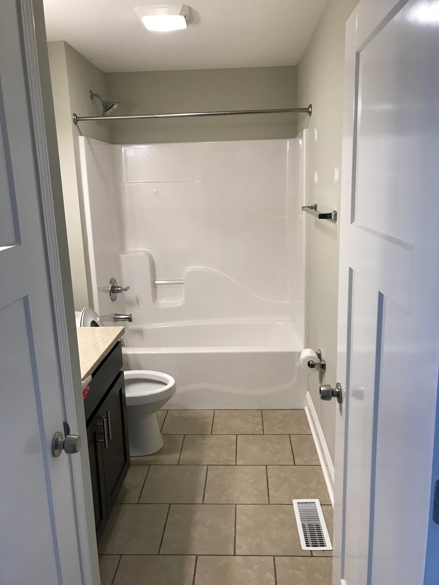 Building Photo - 356 Catalpa Cir