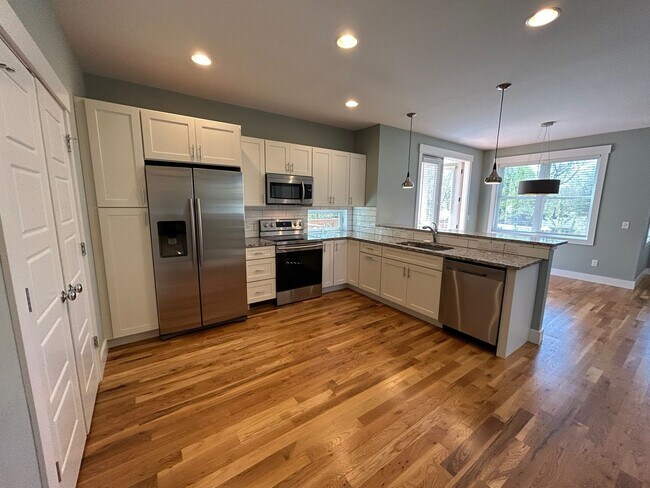 Building Photo - East AVL - JAG 2018 Green Built Custom Home