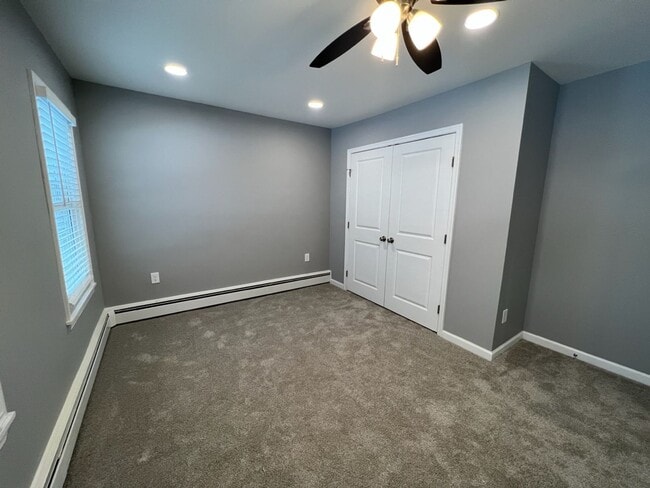 Building Photo - Awesome 3 bedroom 1.5 bath in Lower Macung...