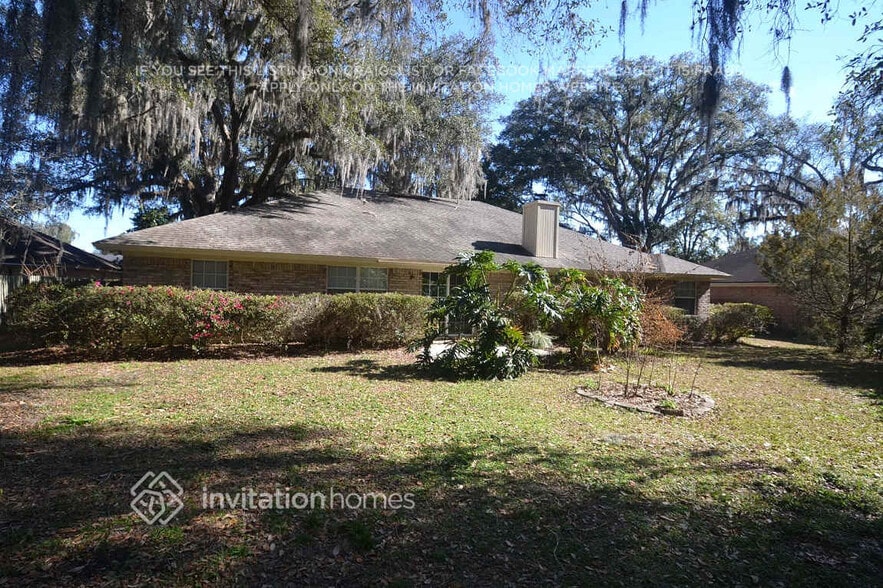 Building Photo - 11868 Gran Meadows Way