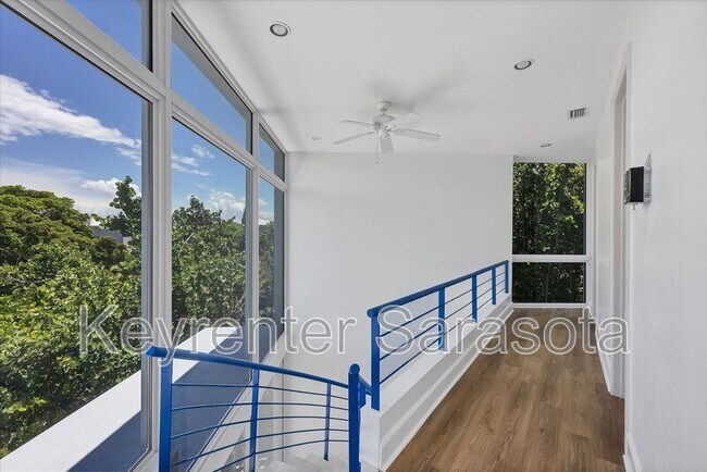 Building Photo - 5801 Gulf of Mexico Dr