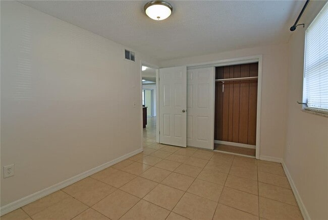 Building Photo - 7724 Coventry Dr