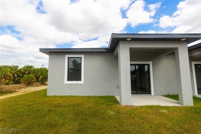 Building Photo - 510 Hurd Ave