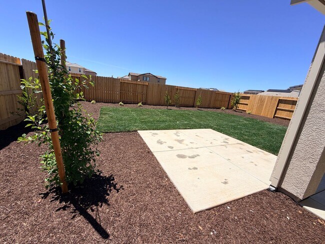 Building Photo - **Welcome to this beautifully designed 4-bedroom, 3-bathroom home offering modern living space.**