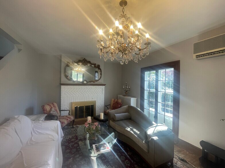 Living room - 3830 Warren St NW