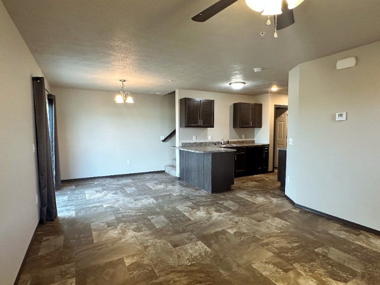 Building Photo - 293 Tiger Way Ct