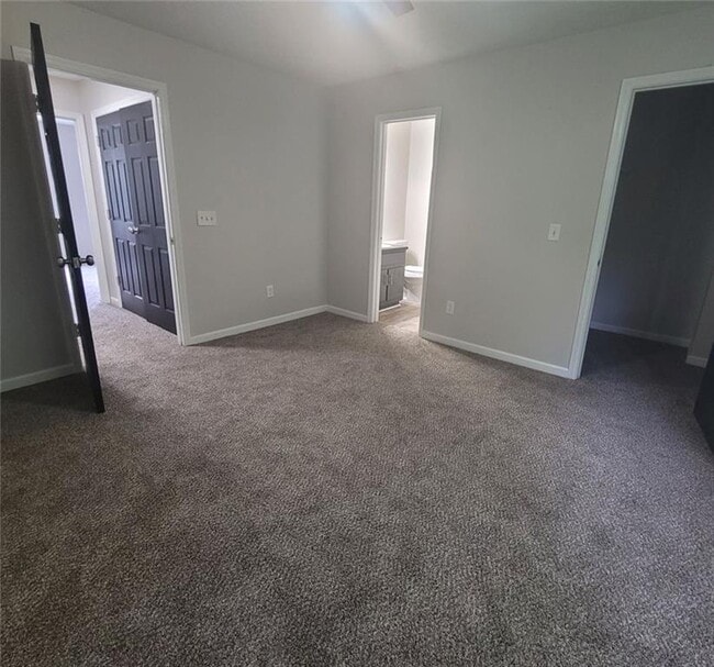 Building Photo - 6458 Bedford Ln
