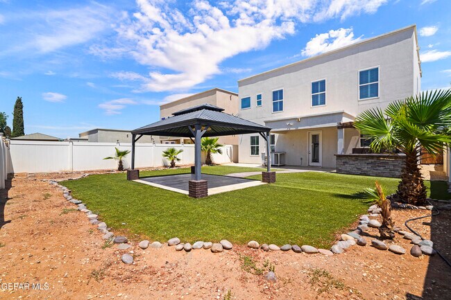 Building Photo - 13012 Birds View Cir