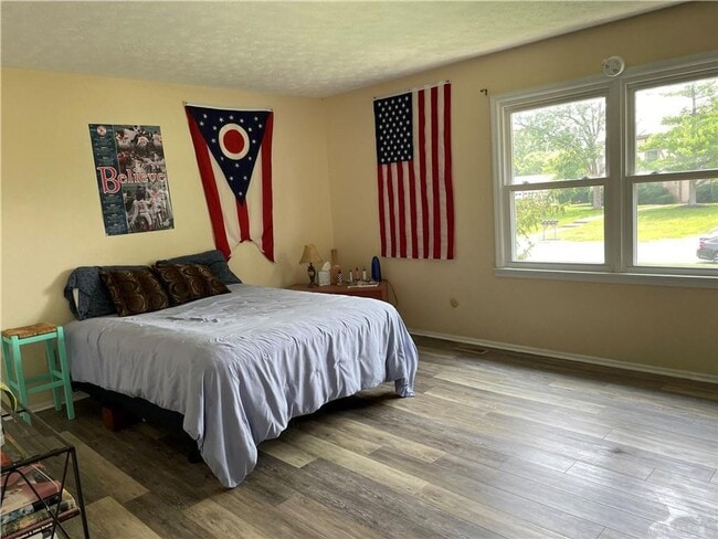 Building Photo - 2 Bedroom, 1.5 Bath Condo in Centerville S...