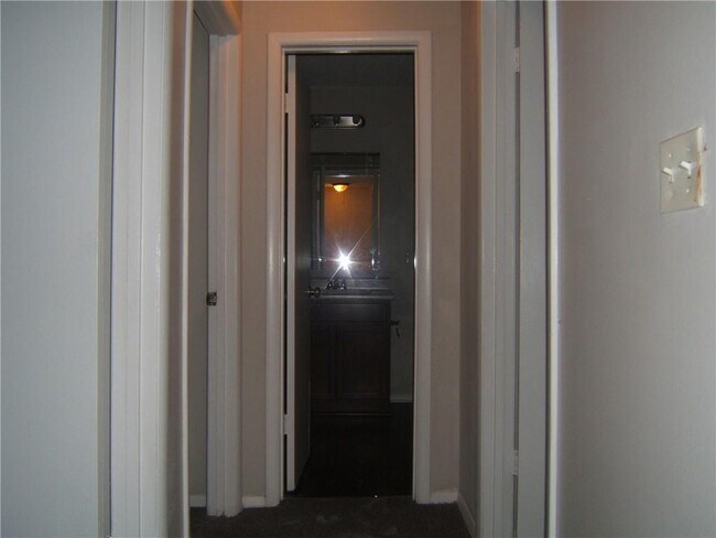 Building Photo - 4701 Flat Shoals Rd