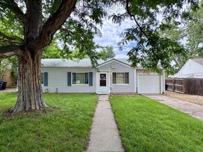 Building Photo - 3031 S Flamingo Way