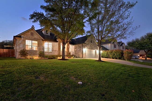 Building Photo - 131 Eaton Ln