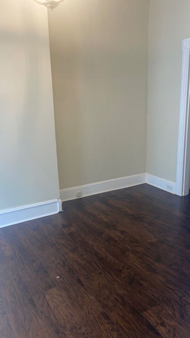 Building Photo - 2406 Druid Hill Ave
