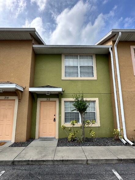 Primary Photo - 312 Cervantes Dr