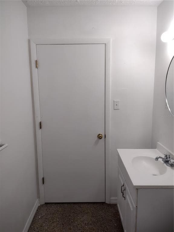 Building Photo - 431 Highland Dr