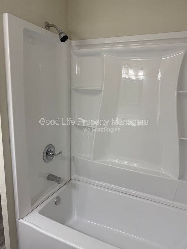 Building Photo - 9980 Bowman Ave