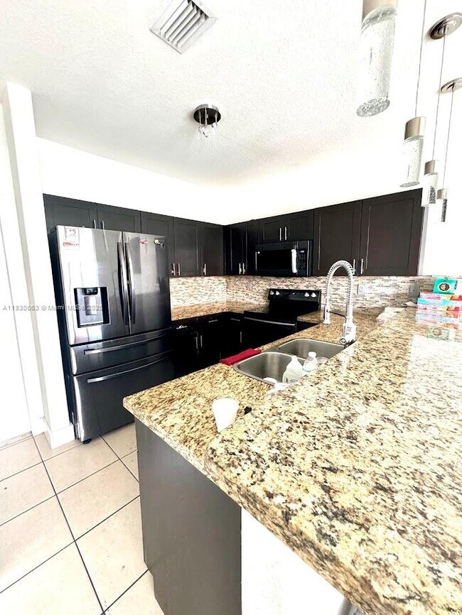 Building Photo - 21280 SW 123rd Ave