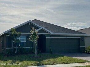 Building Photo - 1173 Dunes Ave