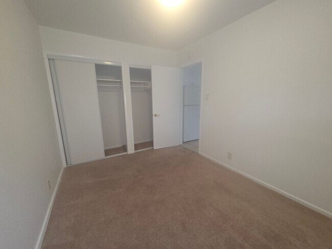 Building Photo - Small Cozy 1 Bedroom 1 Bath in Central Ojai