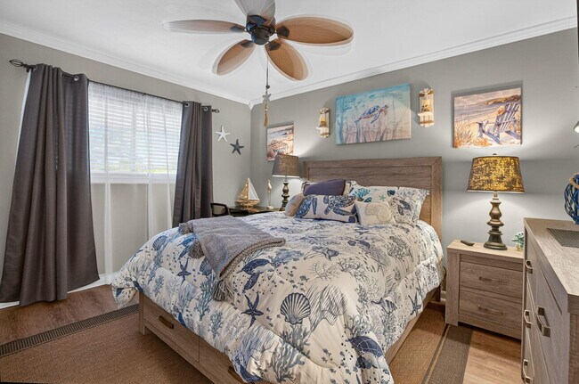 Building Photo - 6 Garden St