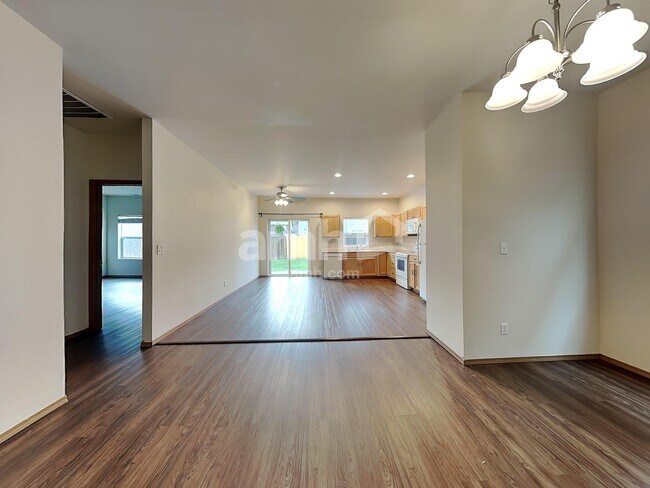 Building Photo - 11102 179th Ave Ct E