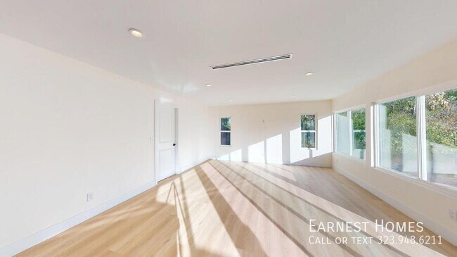 Building Photo - 4455 Deanwood Dr