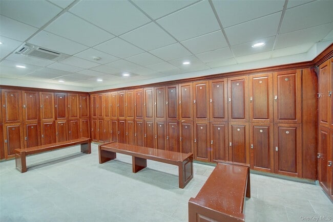 Building Photo - 209-33 26th Ave