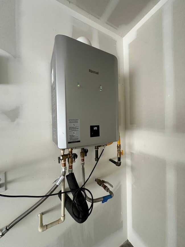 Building Photo - New Construction, 3 Bed, 2 Bath Townhome in Union Village