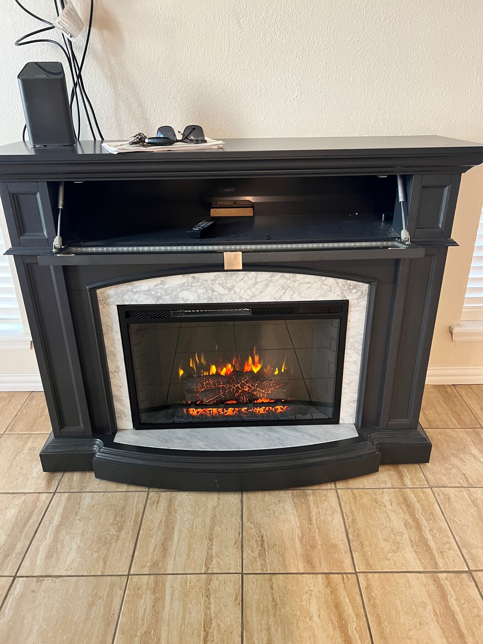 Building Photo - 819 Red Bird Ln