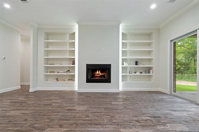 Building Photo - 25103 W Tara Plantation Dr