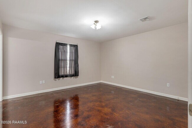 Building Photo - 1026 Carmen Dr