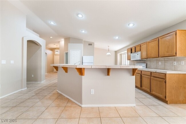 Building Photo - 1385 Dragon Rock Dr