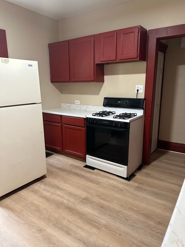 Building Photo - 297 Cedarwood Ter