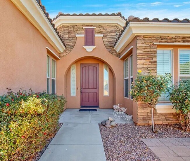 Building Photo - STUNNING STONEBROOK ESTATES HOME