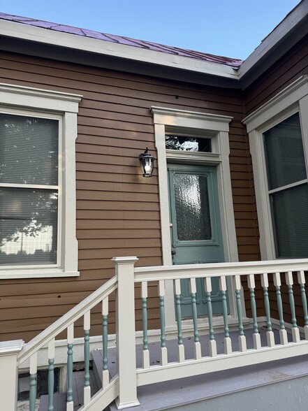 Main Entrance - 1314 Chase Ave