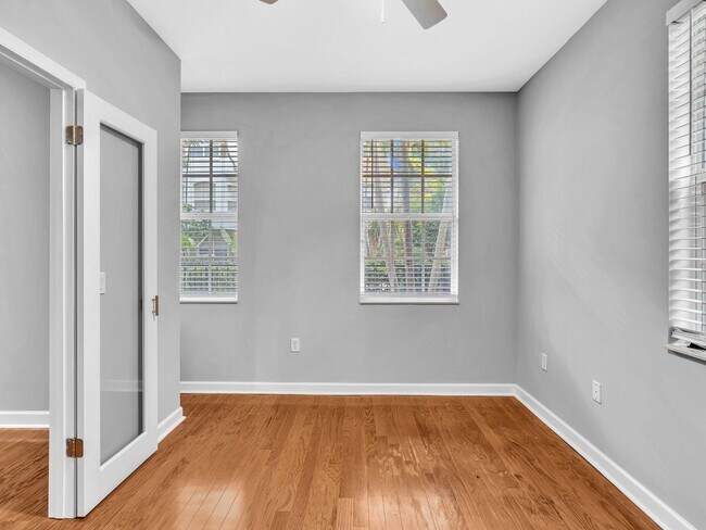 Building Photo - 2751 Ravella Way