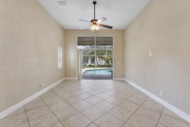 Building Photo - 4868 Kensington Cir