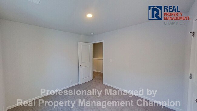 Building Photo - Newly Constructed 3 BD 2.5 BA w/Open Floor Plan