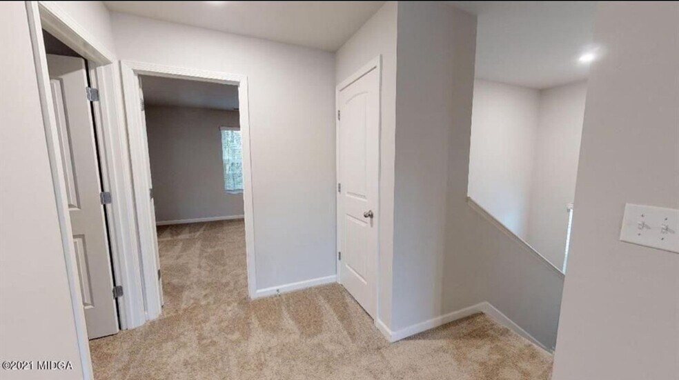 Building Photo - 178 Goodall Woods Dr