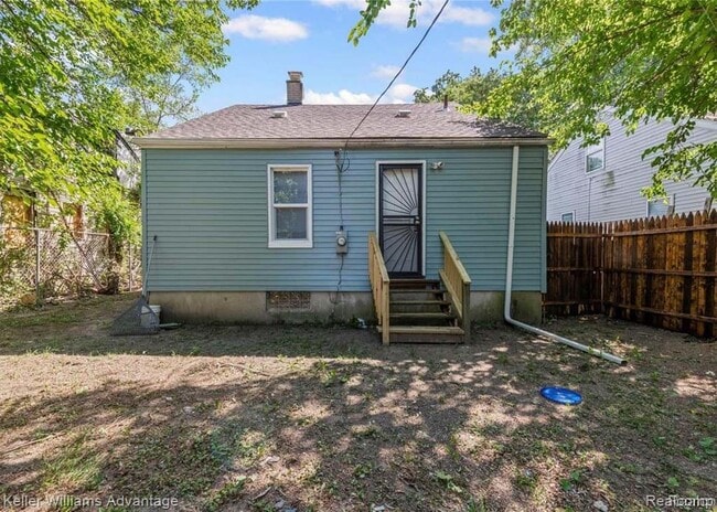 Building Photo - 19941 Biltmore St