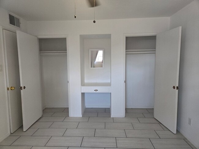 Building Photo - Cozy 3 bed, 2 bath home in Phoenix, No HOA!