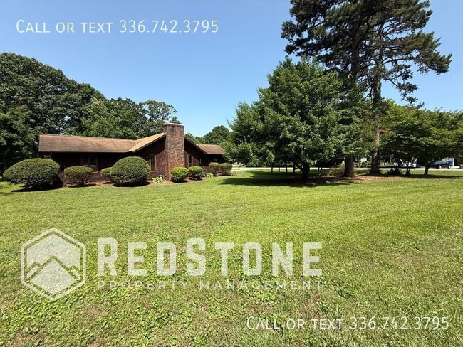 Building Photo - 510 S. Williamson-