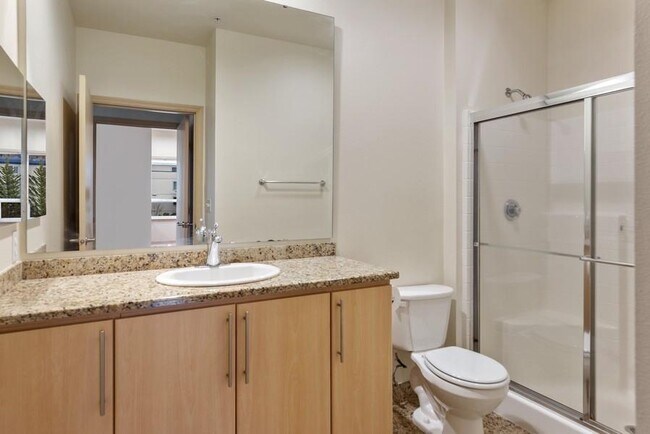 Building Photo - 2 bedroom in Seattle WA 98103
