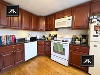 Building Photo - 2 bedroom in Brookline MA 02446