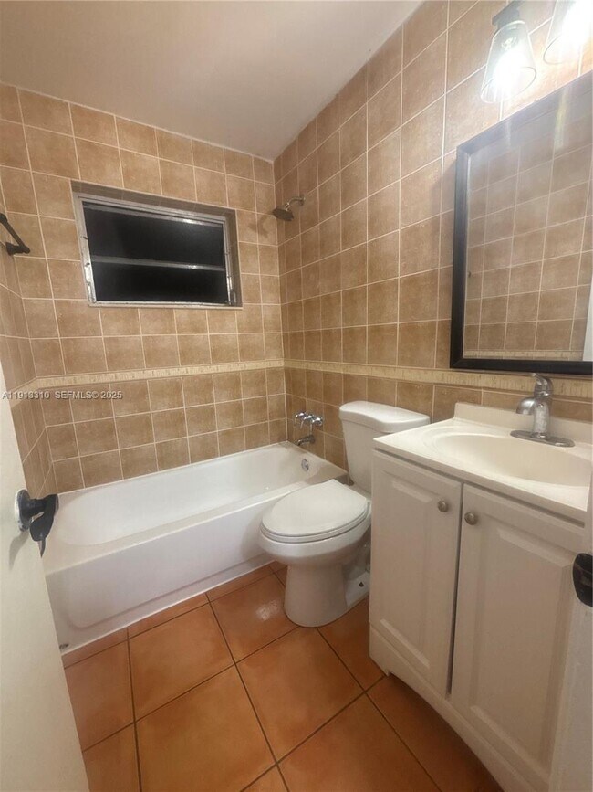 Building Photo - 10371 SW 201st Terrace