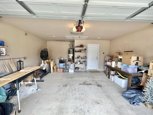 Building Photo - 4344 Spring Garden Dr