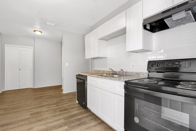 Building Photo - 638 Gilcrease St