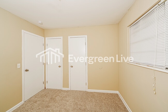 Building Photo - 3322 Bonds Ave