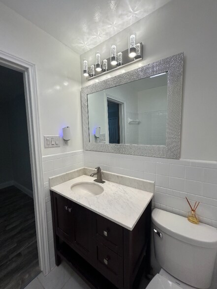 Building Photo - 2107 Tecumseh Trce